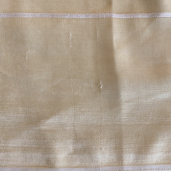 Large Tablecloth - Picture 6 of 8